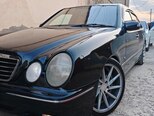 Mercedes E 320-1