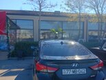 Hyundai Elantra-13