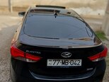 Hyundai Elantra-15