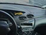 Ford Focus-7