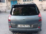 Renault Grand Scenic-5