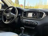 Kia Sorento-13