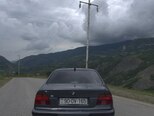 BMW 528-2