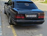 Mercedes E 200-3