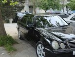 Mercedes E 270-4