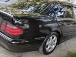 Mercedes E 270-9