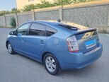 Toyota Prius-2