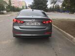Hyundai Elantra-2