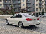 BMW 330-11