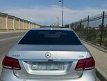 Mercedes E 220-2