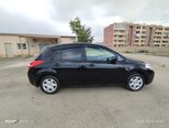 Nissan Tiida-9