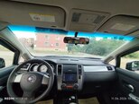 Nissan Tiida-10