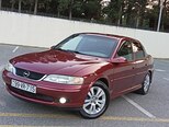 Opel Vectra-4