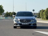 Mercedes E 220-1