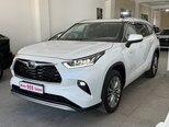Toyota Highlander-3