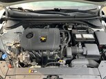 Hyundai Elantra-11