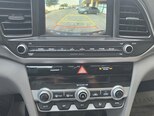 Hyundai Elantra-13