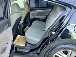 Hyundai Elantra-11