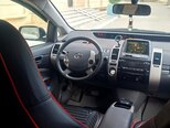 Toyota Prius-12