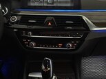BMW 530e-16