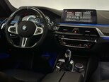 BMW 530e-13