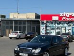 Mercedes E 320-1