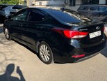 Hyundai Elantra-7