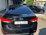 Hyundai Elantra-6