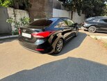 Hyundai Elantra-5