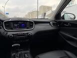 Kia Sorento-10