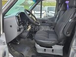 Ford Transit-8