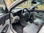 Hyundai Accent-14