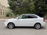 Hyundai Accent-6