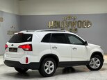 Kia Sorento-4