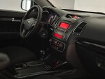 Kia Sorento-8