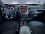 Kia Sorento-13