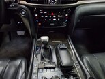Lexus LX 570-18