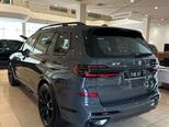 BMW X7-7