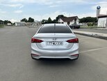 Hyundai Accent-2