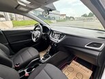 Hyundai Accent-4