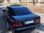 Mercedes E 200-5