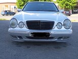 Mercedes E 270-1