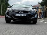 Hyundai Elantra-11