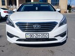 Hyundai Sonata-1