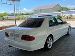 Mercedes E 320-5