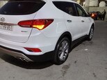 Hyundai Santa Fe-15