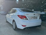 Hyundai Accent-17