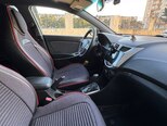 Hyundai Accent-15