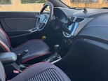 Hyundai Accent-14