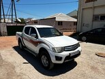 Mitsubishi L200-10